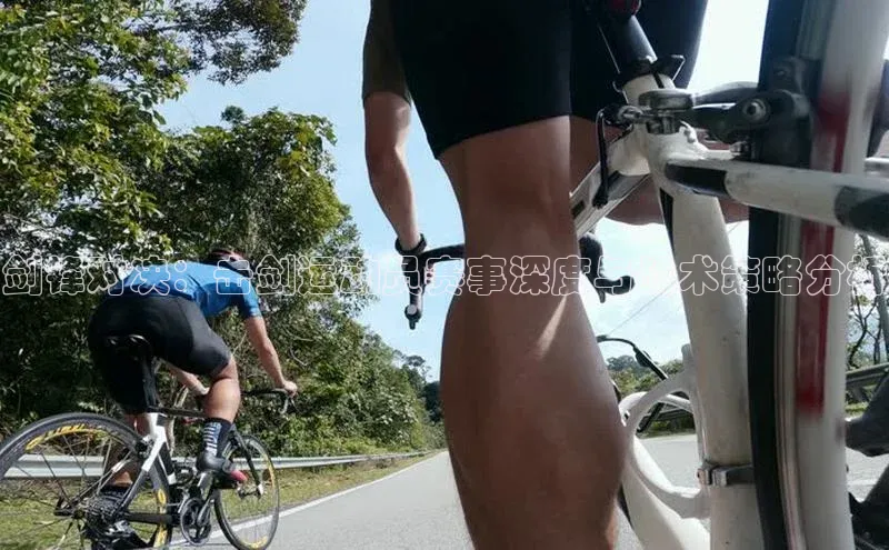 剑锋对决：击剑运动员赛事深度与战术策略分析